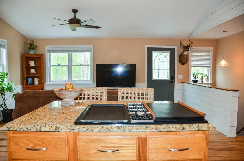 39 Fairbanks Road Wayne ME 04284