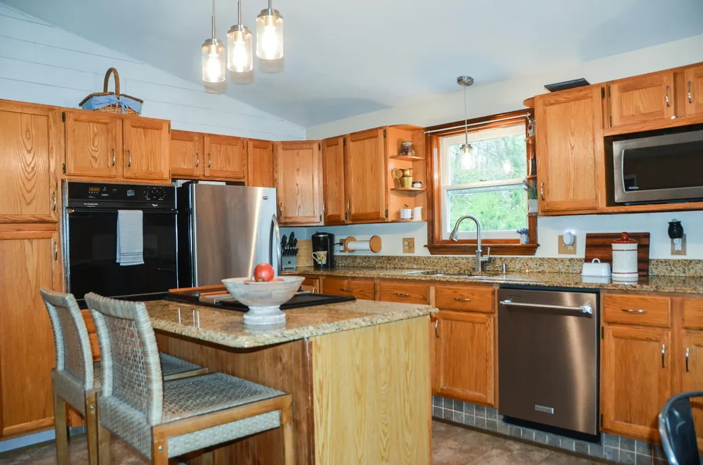 39 Fairbanks Road Wayne ME 04284