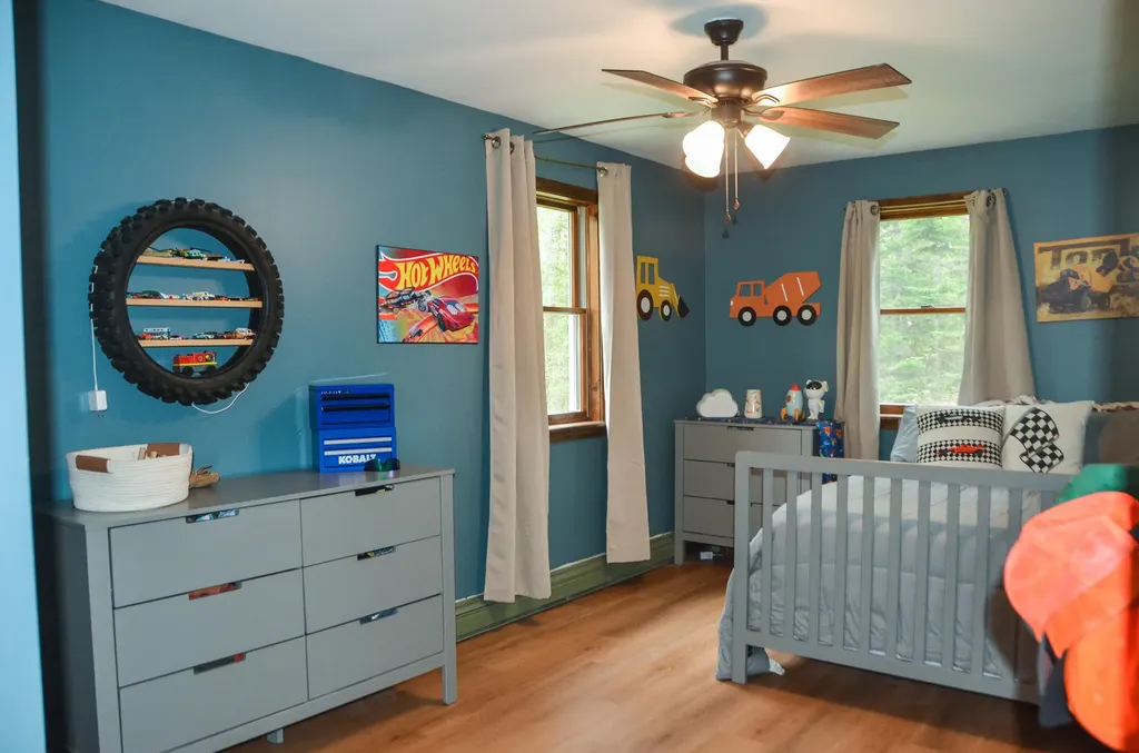 39 Fairbanks Road Wayne ME 04284