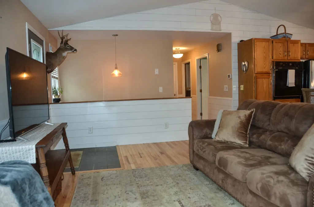 39 Fairbanks Road Wayne ME 04284