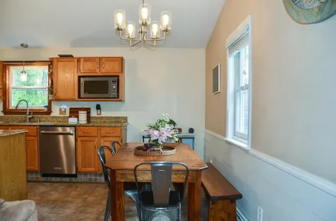 39 Fairbanks Road Wayne ME 04284