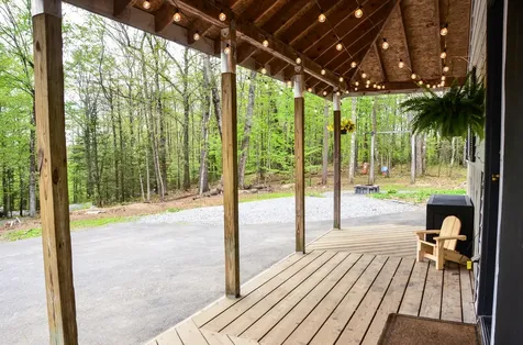39 Fairbanks Road Wayne ME 04284