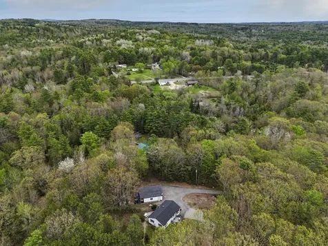 39 Fairbanks Road Wayne ME 04284
