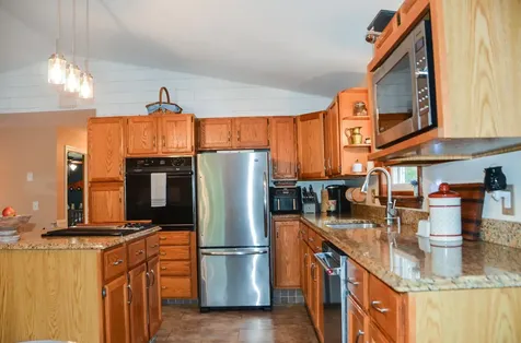39 Fairbanks Road Wayne ME 04284