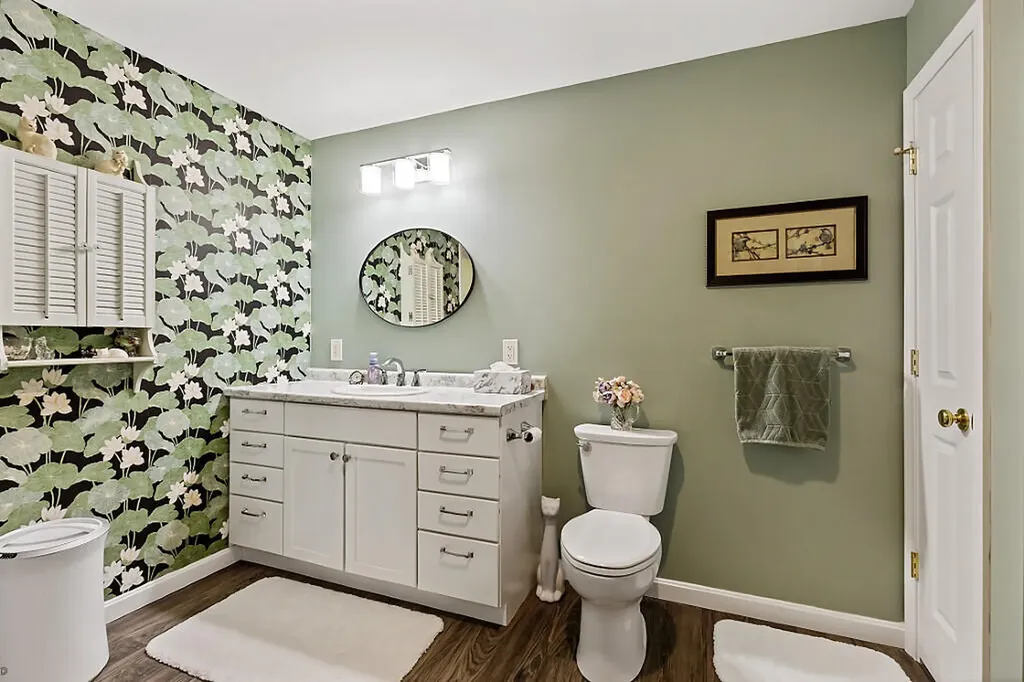 4 Shepherds Way Augusta ME 04330