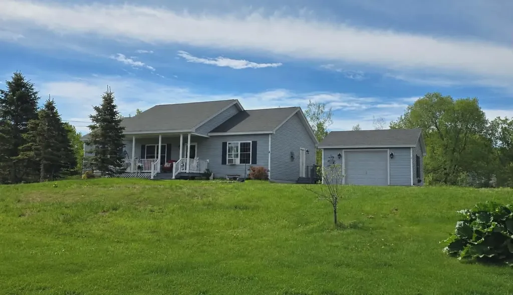 4 Shepherds Way Augusta ME 04330