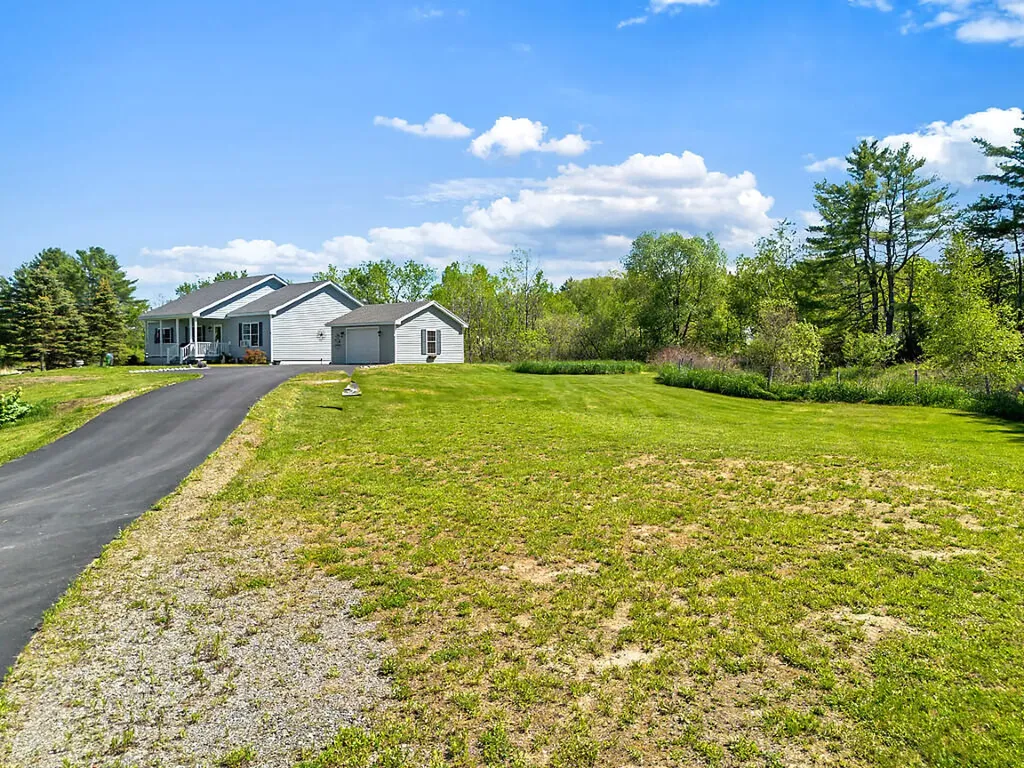4 Shepherds Way Augusta ME 04330