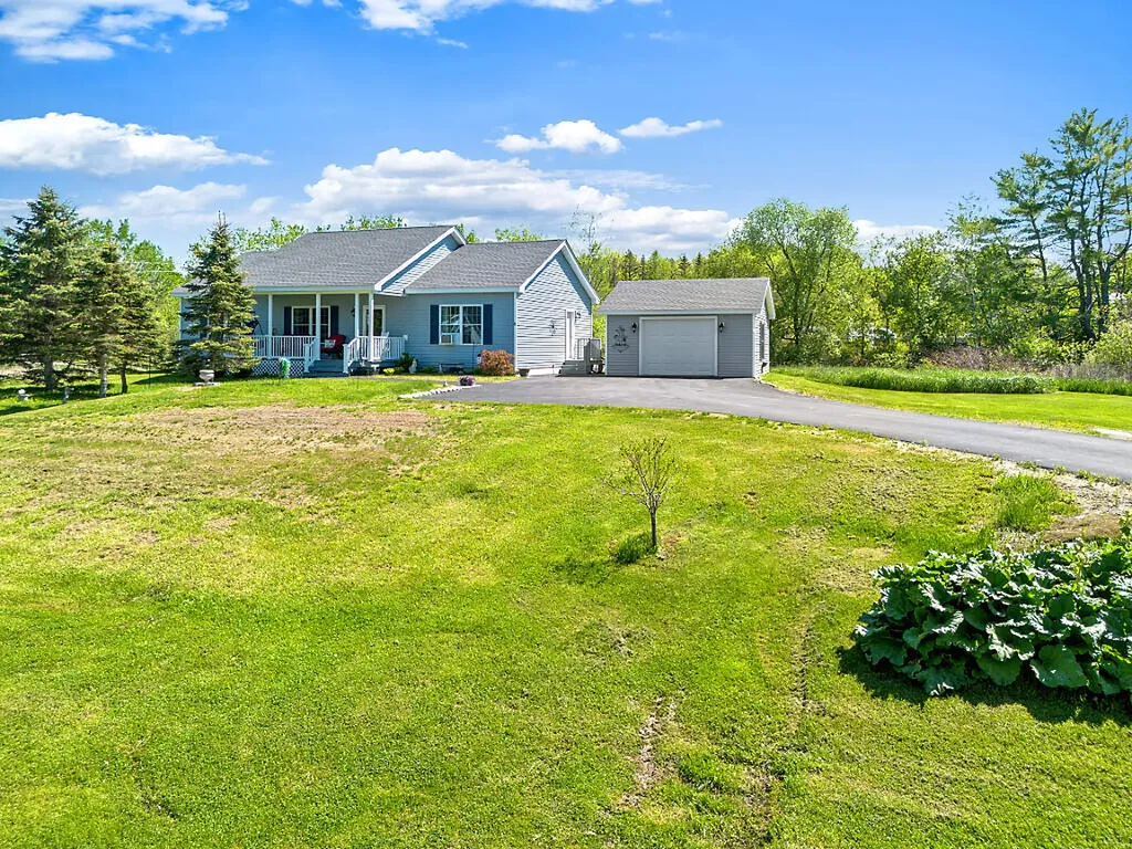 4 Shepherds Way Augusta ME 04330