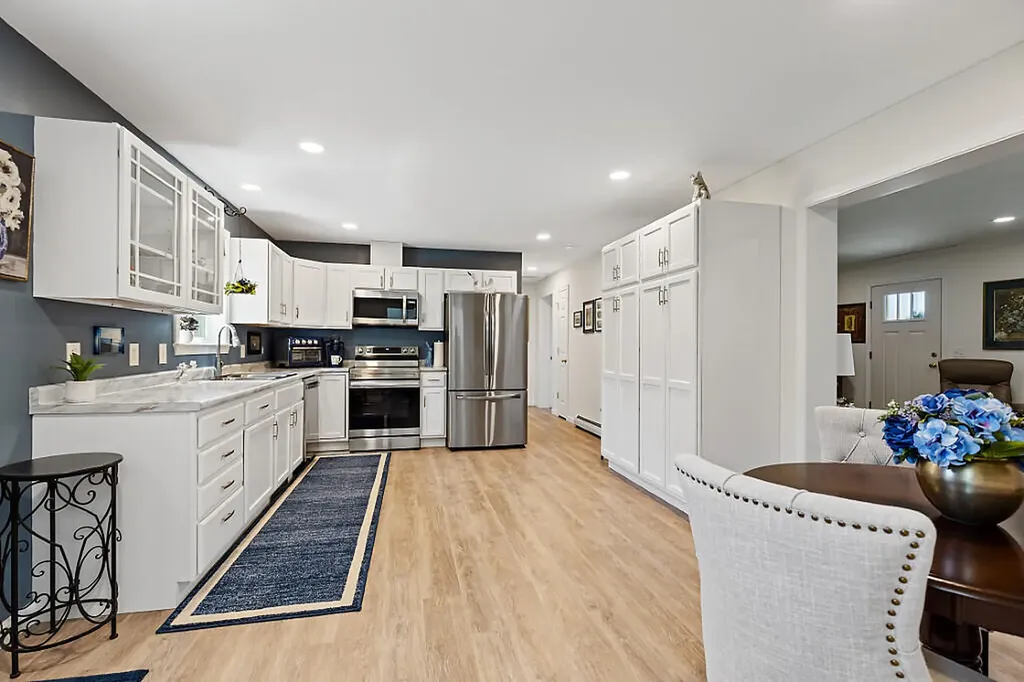 4 Shepherds Way Augusta ME 04330
