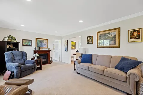 4 Shepherds Way Augusta ME 04330