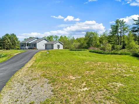 4 Shepherds Way Augusta ME 04330