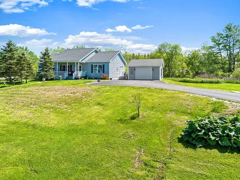 4 Shepherds Way Augusta ME 04330
