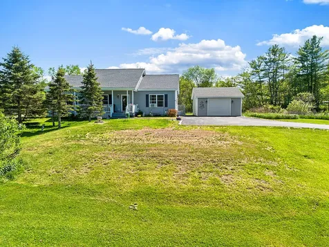 4 Shepherds Way Augusta ME 04330