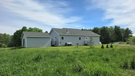 4 Shepherds Way Augusta ME 04330