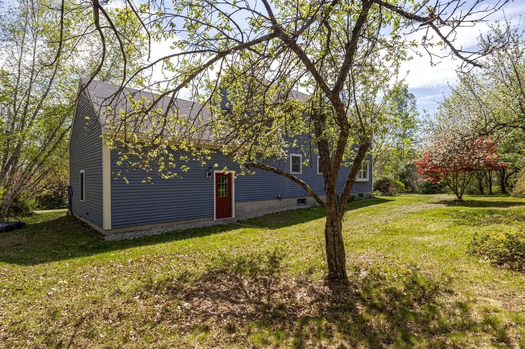 223 Spur Road Cornish ME 04020