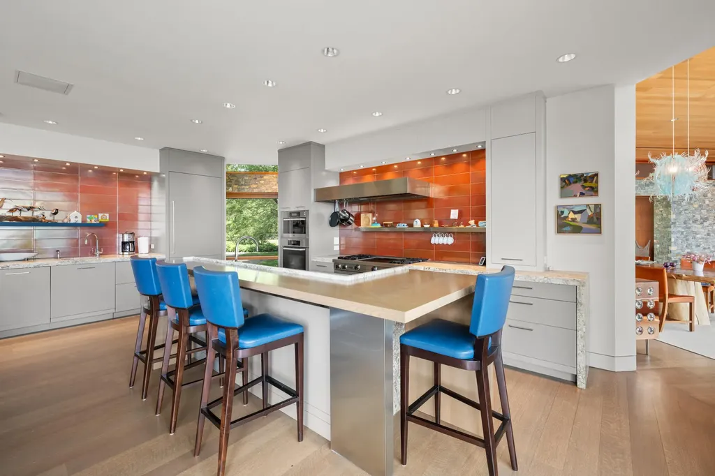 5 Fairbourne Lane York ME 03902