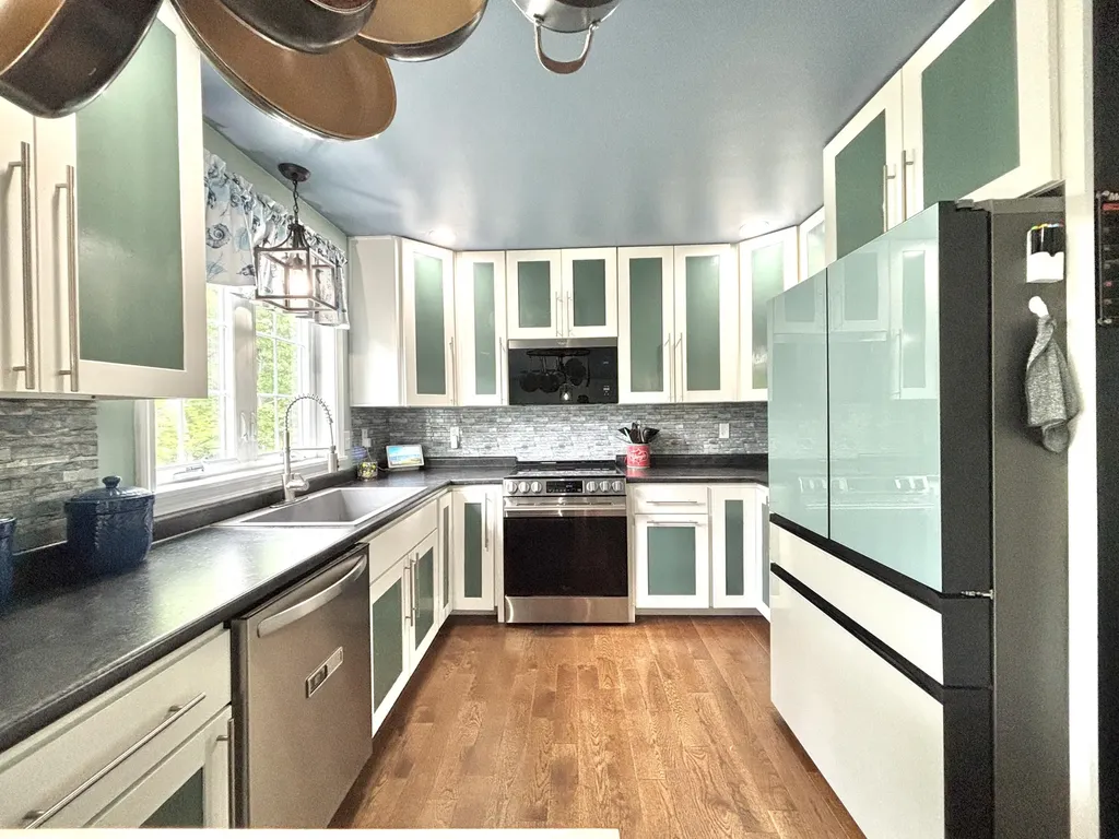 31 Village Circle Augusta ME 04330
