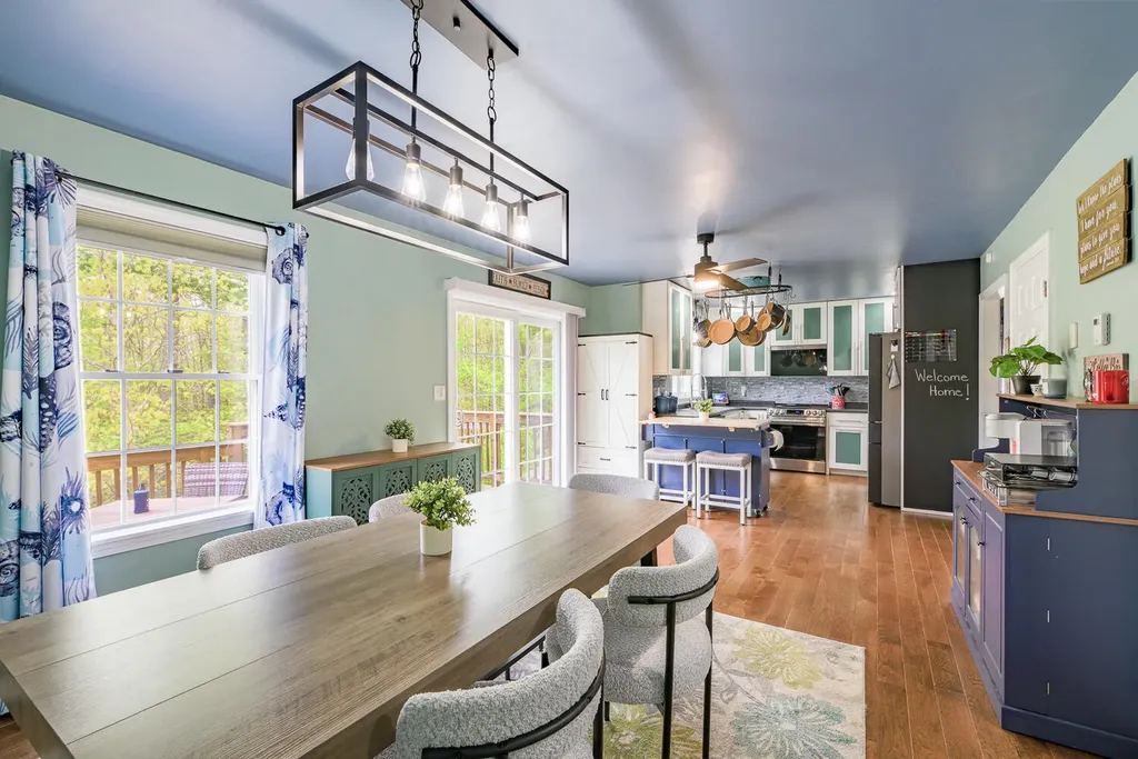31 Village Circle Augusta ME 04330