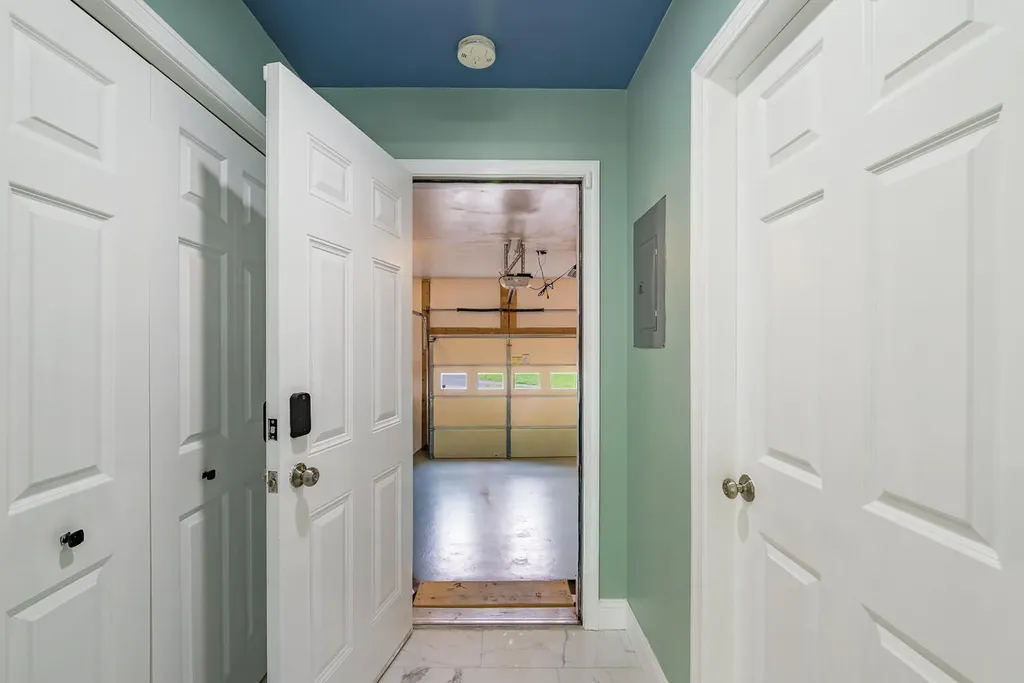 31 Village Circle Augusta ME 04330
