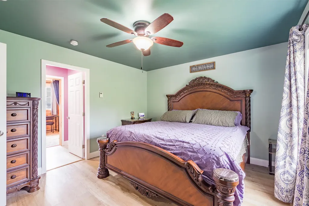 31 Village Circle Augusta ME 04330