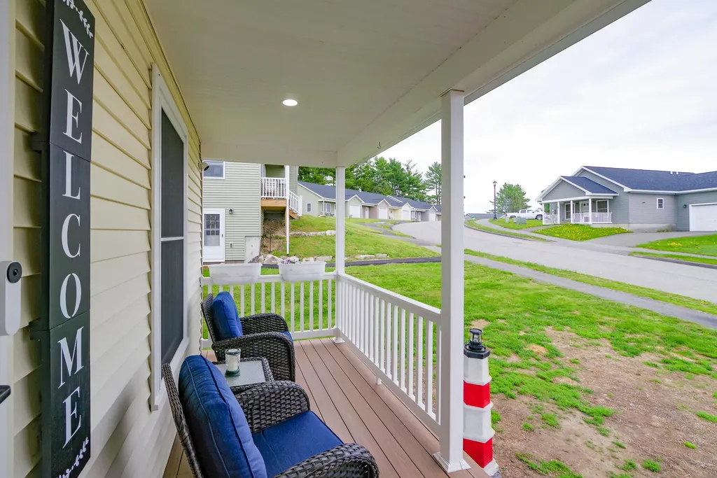31 Village Circle Augusta ME 04330