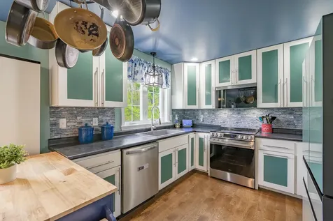 31 Village Circle Augusta ME 04330