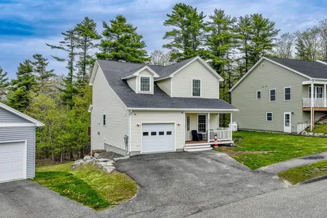 31 Village Circle Augusta ME 04330