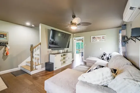 31 Village Circle Augusta ME 04330