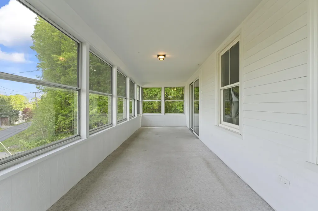 1 Bridge Street Hallowell ME 04347