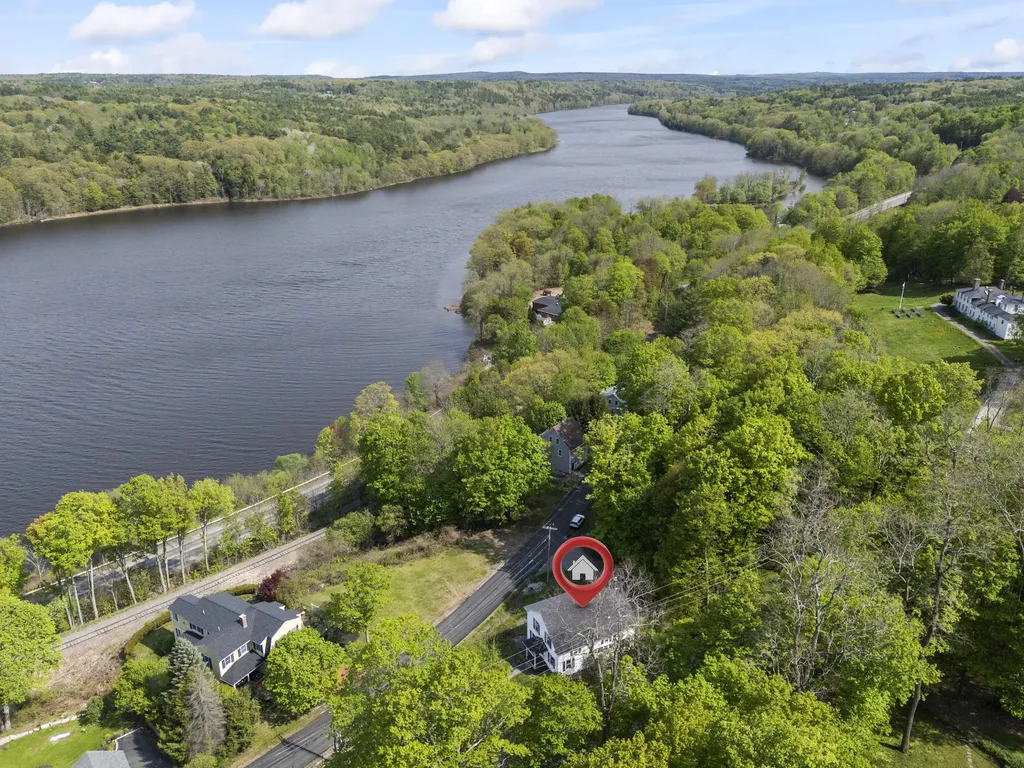 1 Bridge Street Hallowell ME 04347