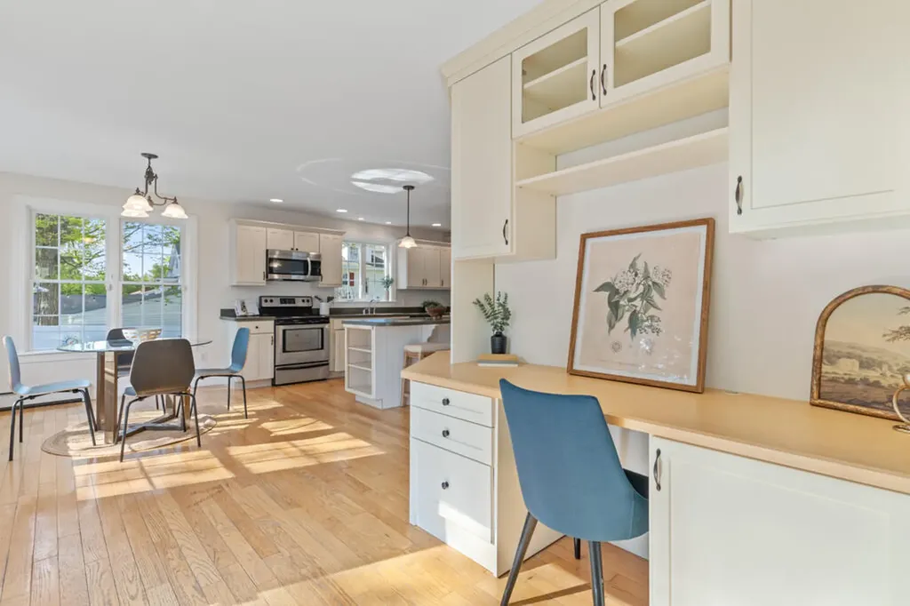 245 Auburn Street Portland ME 04103