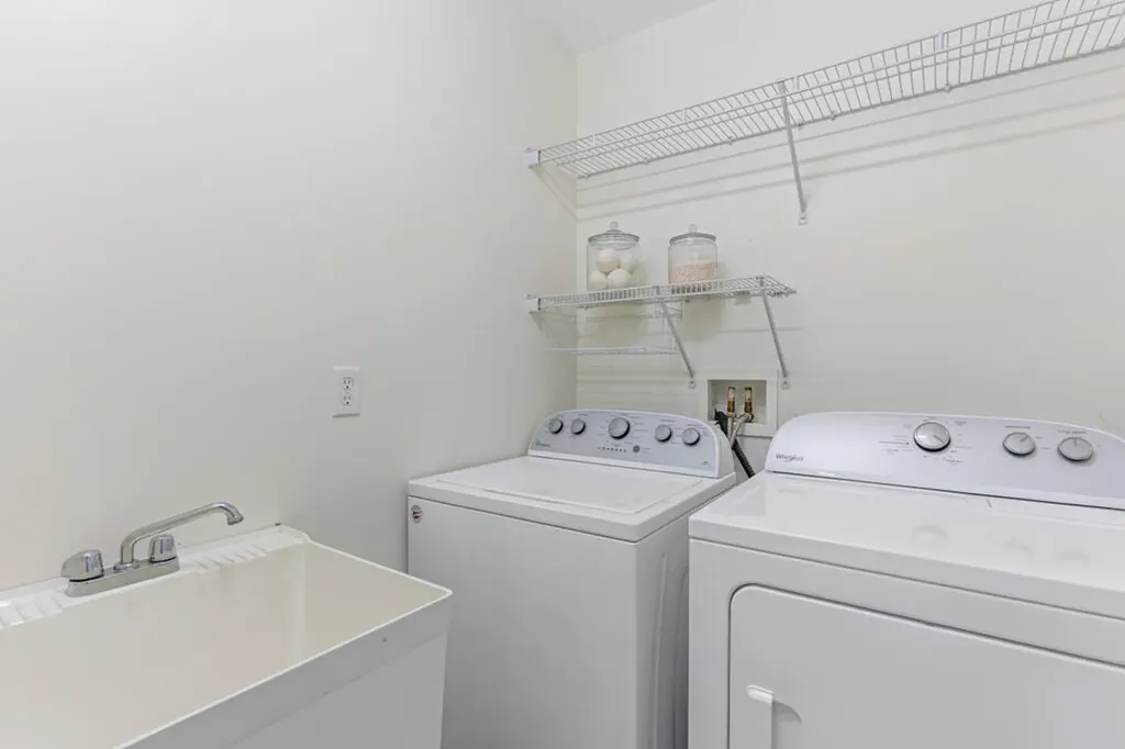 245 Auburn Street Portland ME 04103