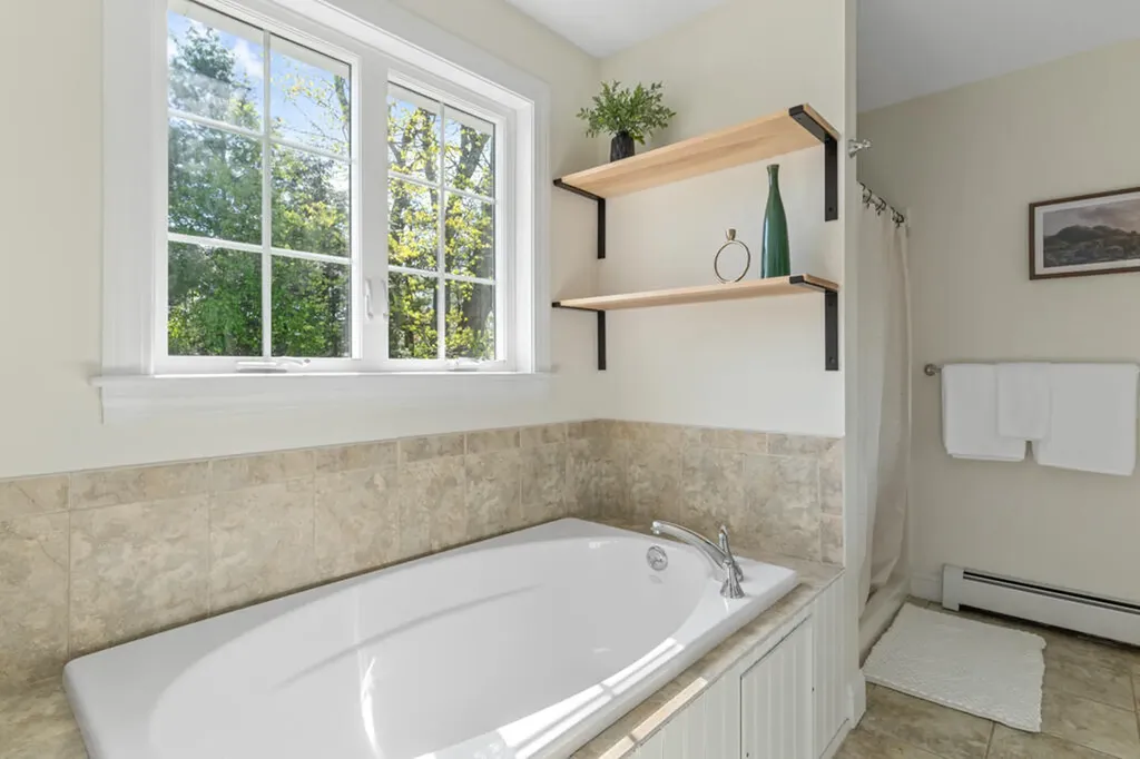 245 Auburn Street Portland ME 04103