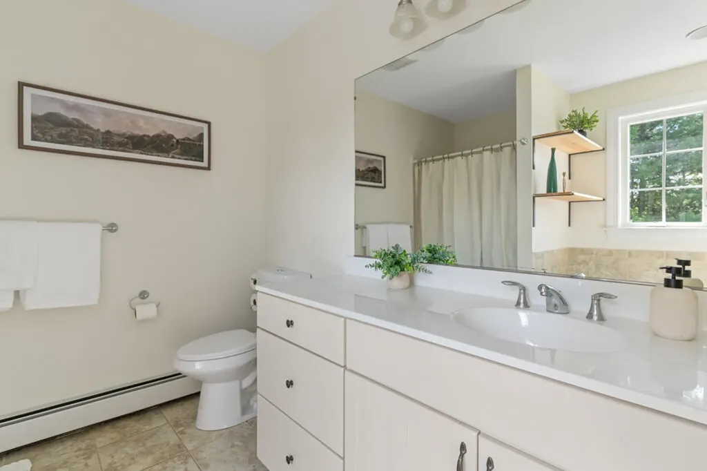 245 Auburn Street Portland ME 04103