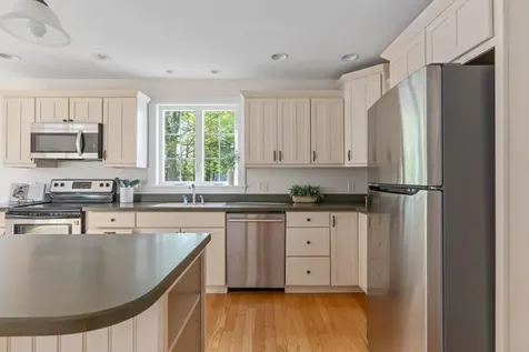 245 Auburn Street Portland ME 04103