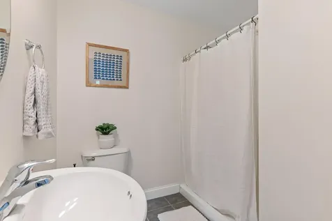 245 Auburn Street Portland ME 04103