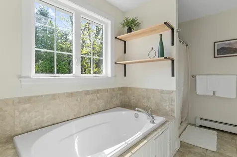 245 Auburn Street Portland ME 04103