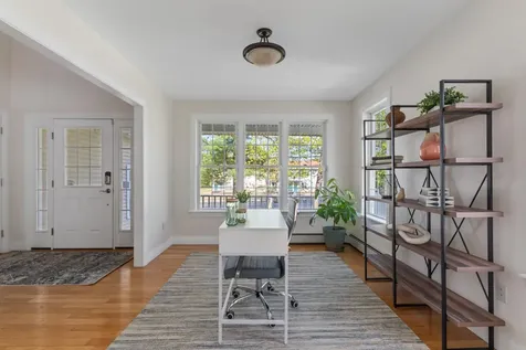 245 Auburn Street Portland ME 04103