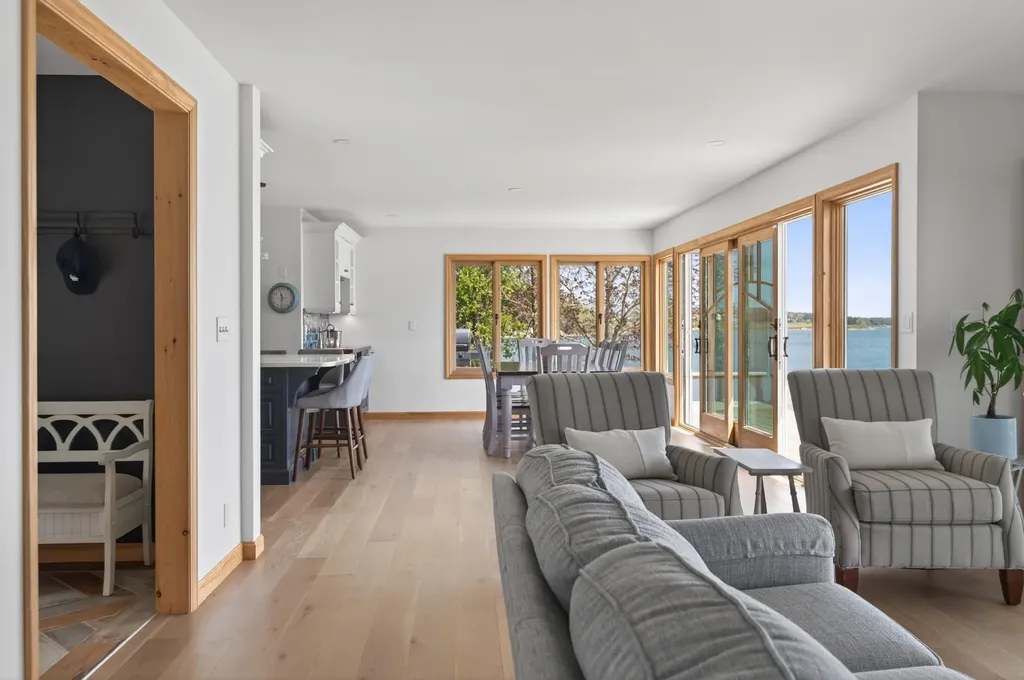 27 & 31 Cottage Lane South Thomaston ME 04854