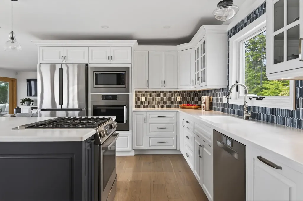 27 & 31 Cottage Lane South Thomaston ME 04854