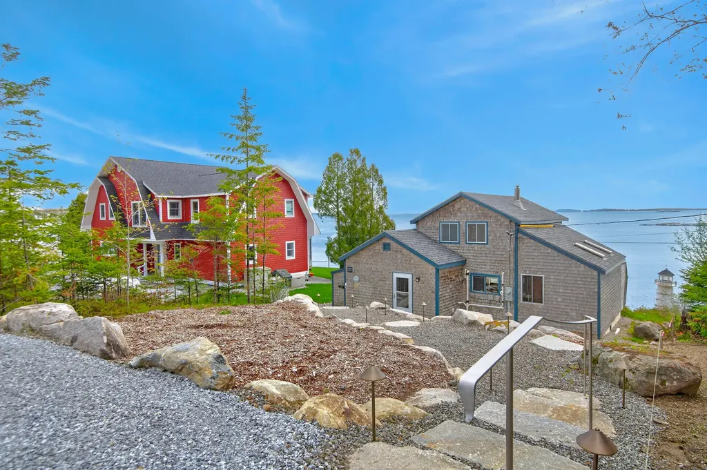 27 & 31 Cottage Lane South Thomaston ME 04854