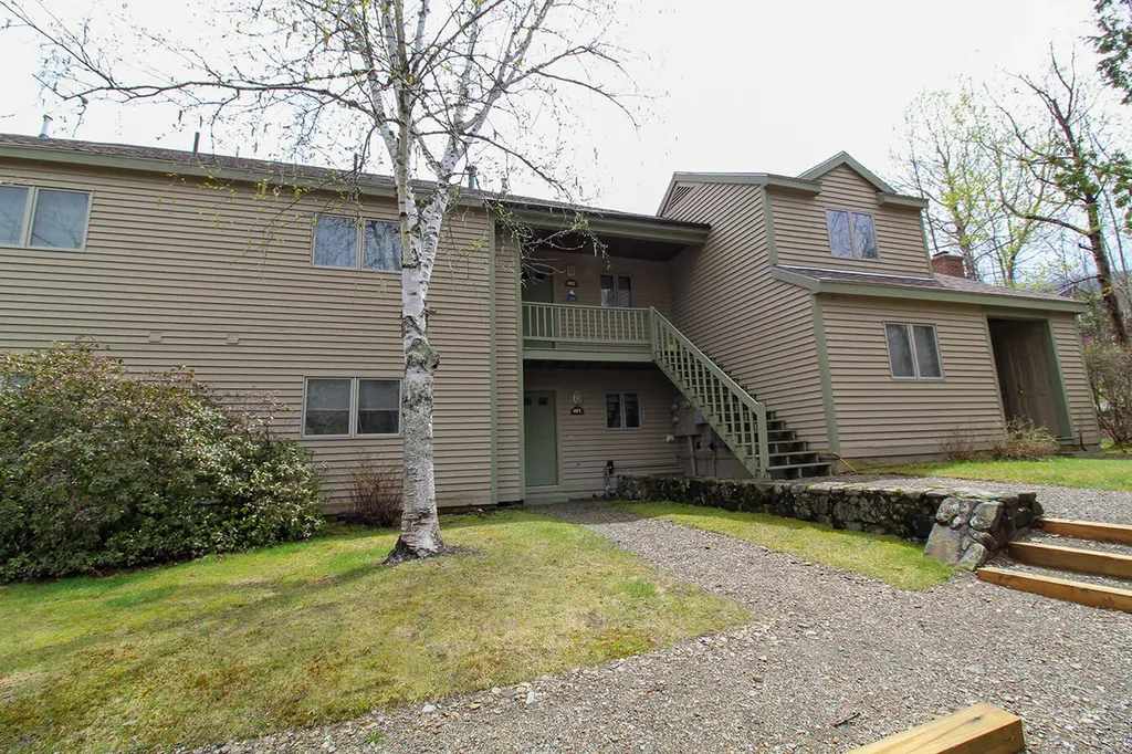 401 Snowflower Court Carrabassett Valley ME 04947