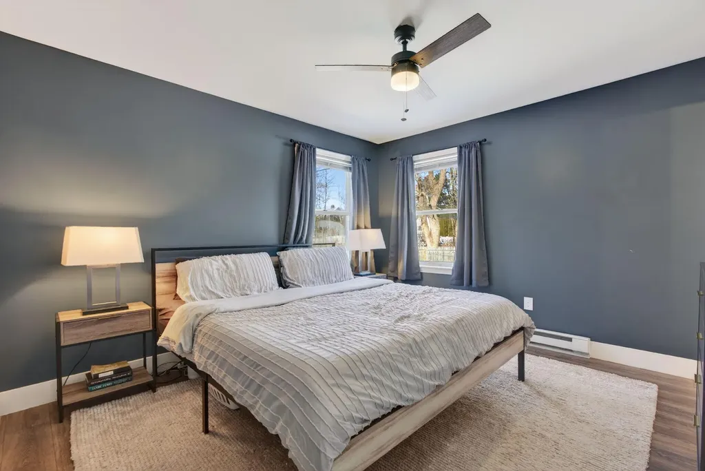 1038 Ocean Avenue Portland ME 04103