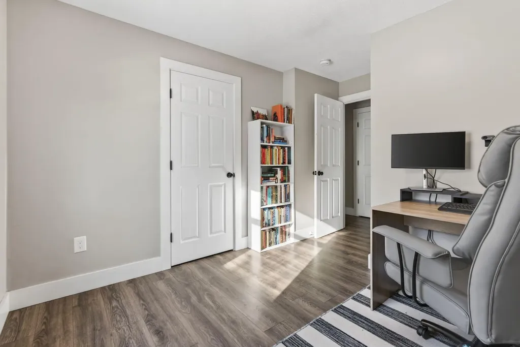 1038 Ocean Avenue Portland ME 04103