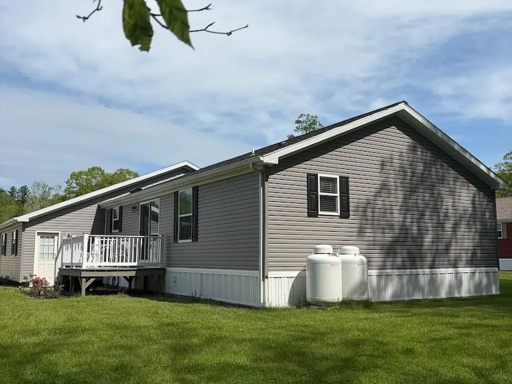 17 Rods Way Arundel ME 04046