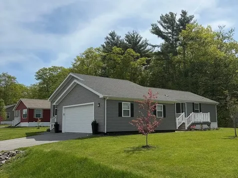 17 Rods Way Arundel ME 04046