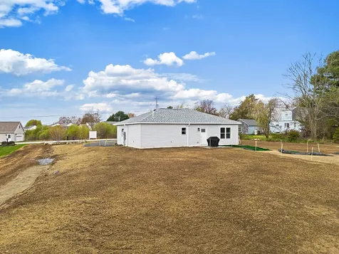 2 Meadow Drive Waterville ME 04901
