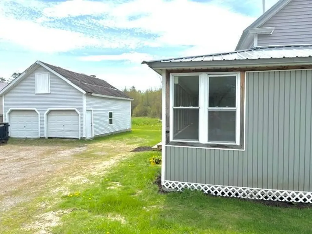 44 Lagrange Road Howland ME 04448