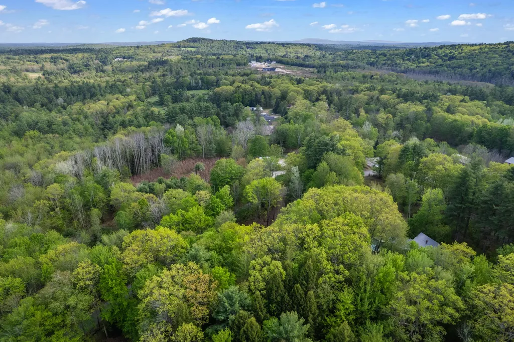 6 Richardson Road Limington ME 04049