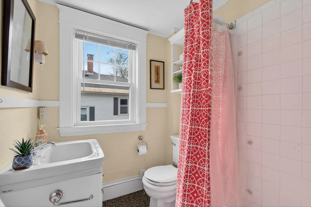 20 Longfellow Avenue Brunswick ME 04011
